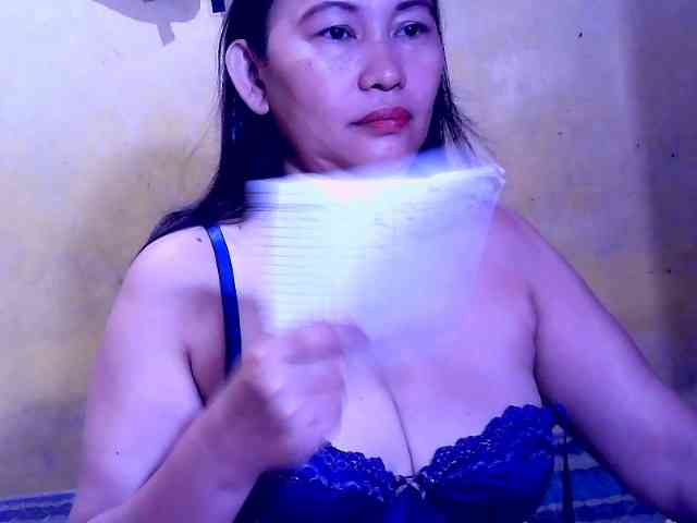 SweetMonlight webcam