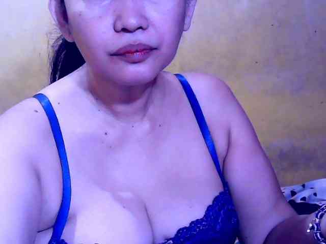 SweetMonlight webcam