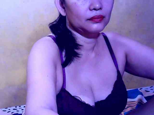 SweetMonlight webcam