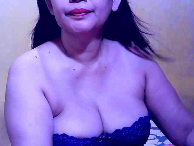 SweetMonlight webcam