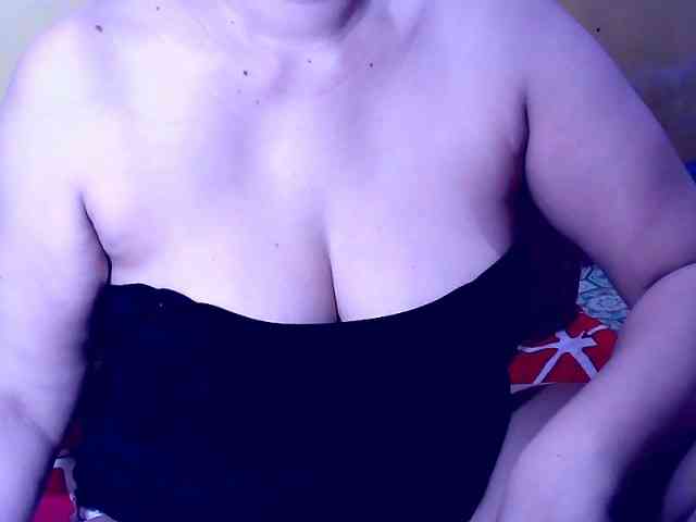 Carmela4u webcam