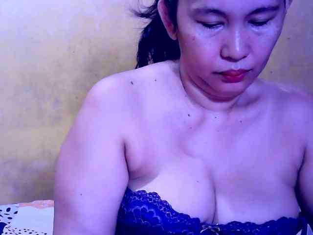 SweetMonlight webcam