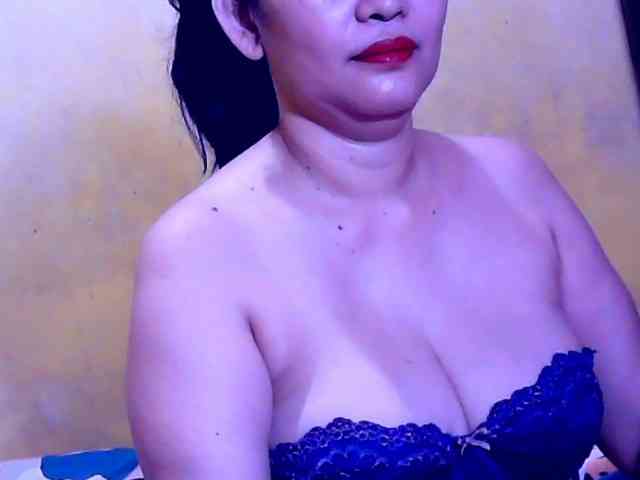 SweetMonlight webcam