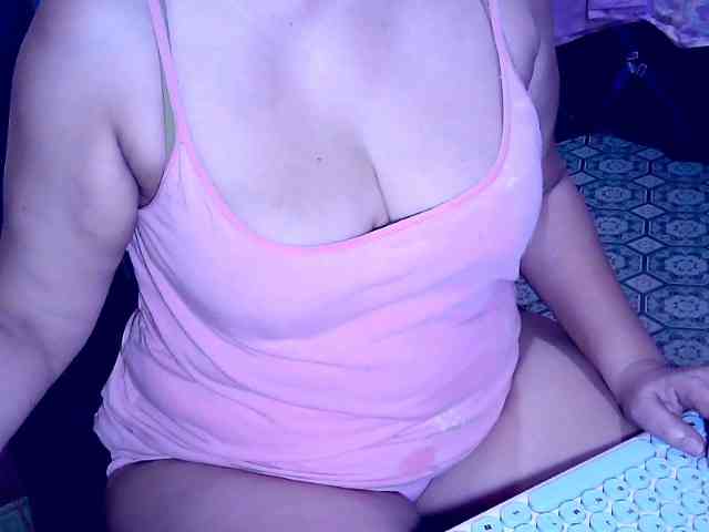 SweetMonlight webcam