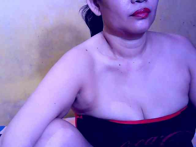 SweetMonlight webcam