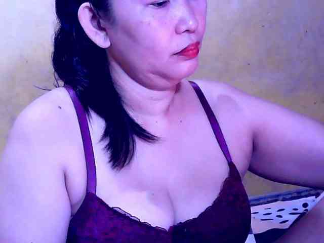 SweetMonlight webcam