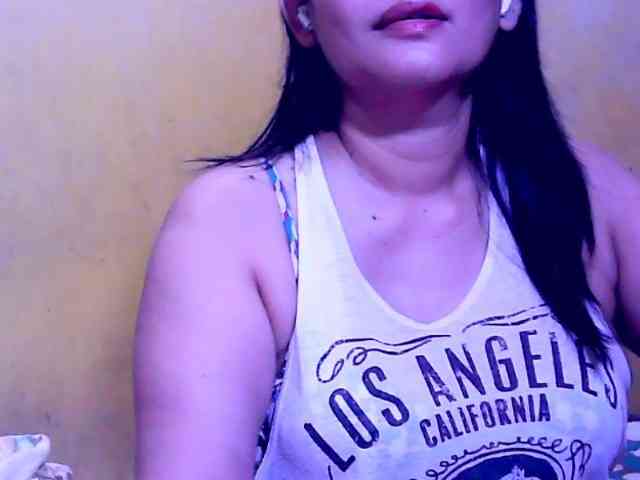 SweetMonlight webcam