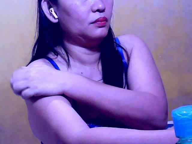 SweetMonlight webcam