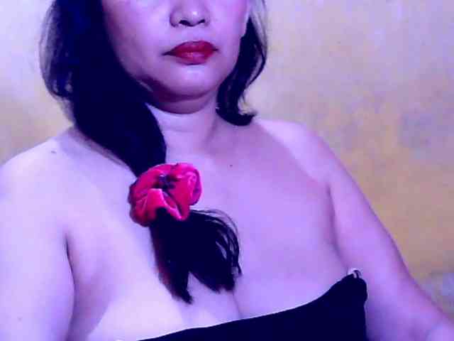 SweetMonlight webcam