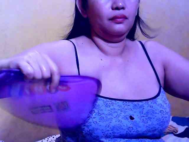 SweetMonlight webcam