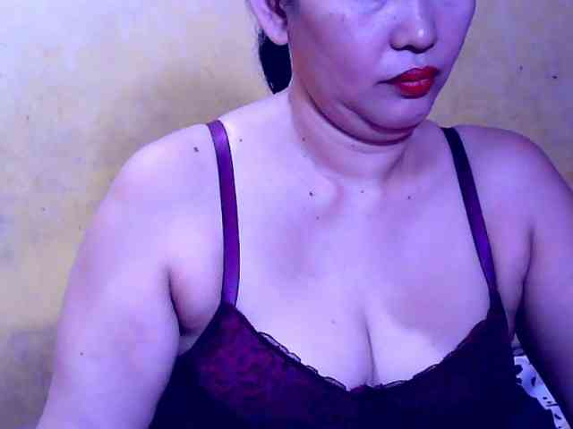 SweetMonlight webcam