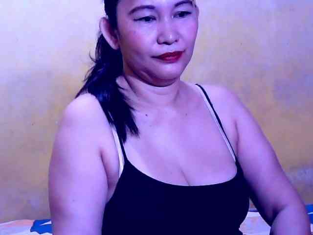 SweetMonlight webcam