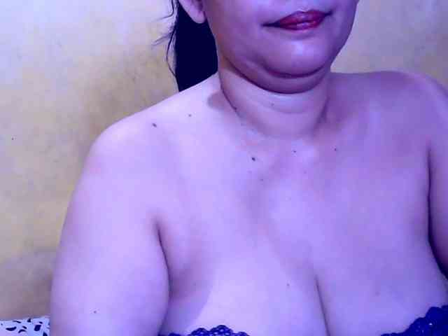 SweetMonlight webcam