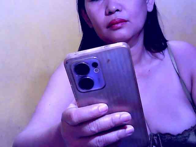 SweetMonlight webcam