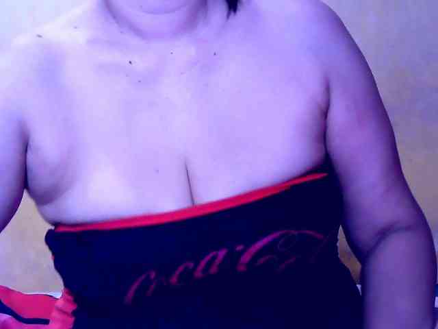 Carmela4u webcam