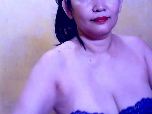 SweetMonlight webcam