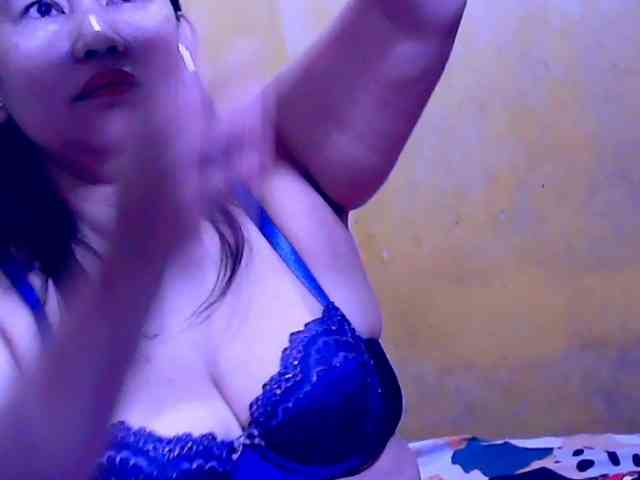 SweetMonlight webcam