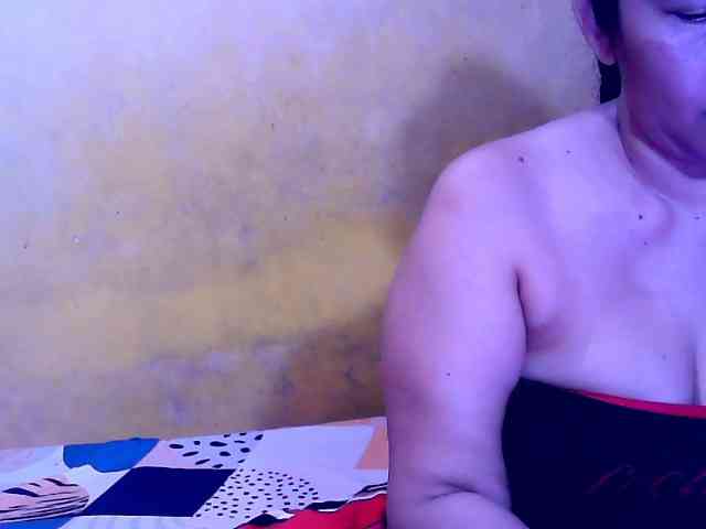 SweetMonlight webcam