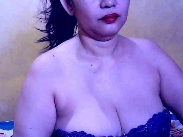 SweetMonlight webcam