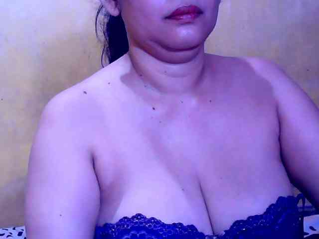 SweetMonlight webcam