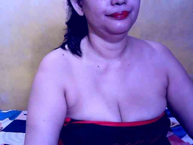 SweetMonlight webcam