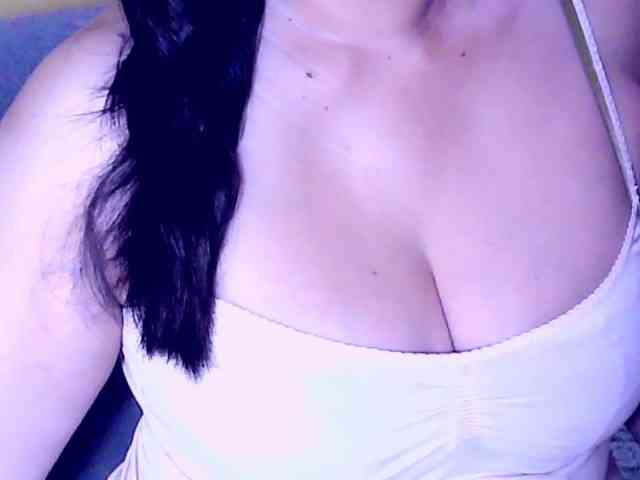 SweetMonlight webcam