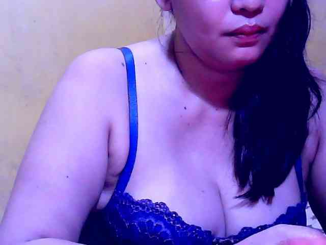 SweetMonlight webcam