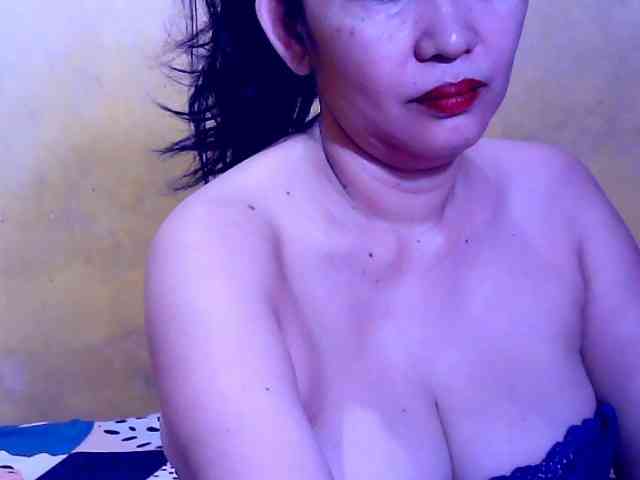 SweetMonlight webcam