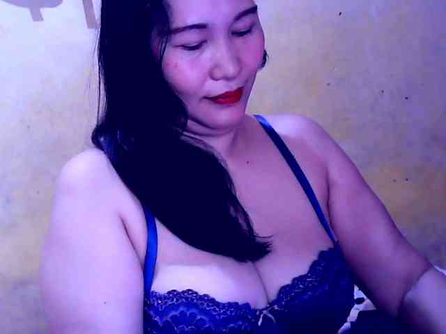 SweetMonlight webcam