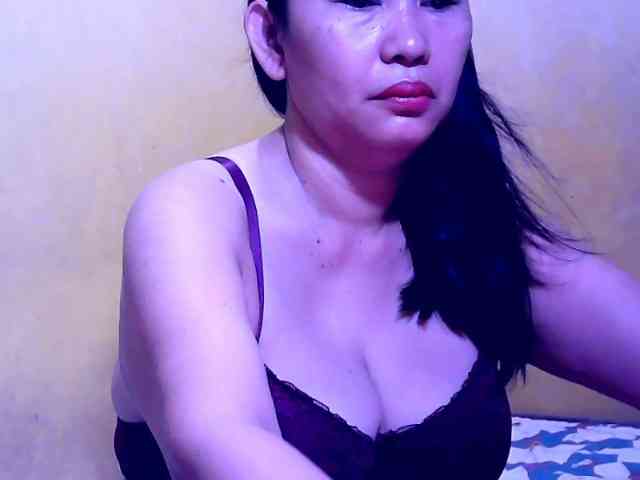 SweetMonlight webcam