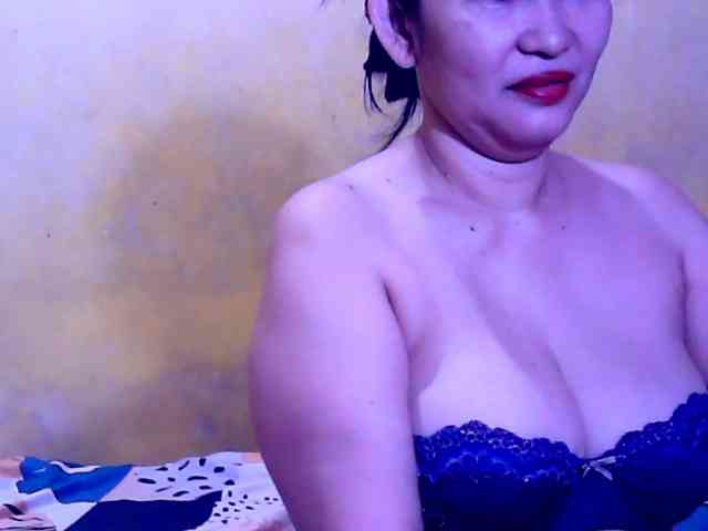 SweetMonlight webcam