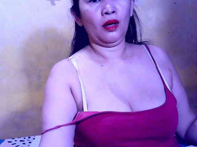 Carmela4u Live Webcam on BongaCams