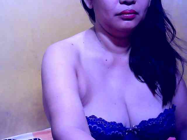 SweetMonlight webcam