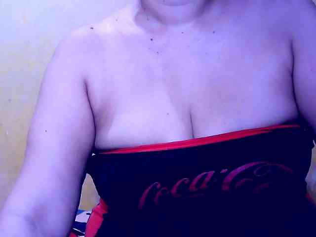 SweetMonlight webcam