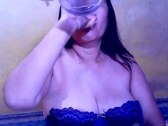 SweetMonlight webcam