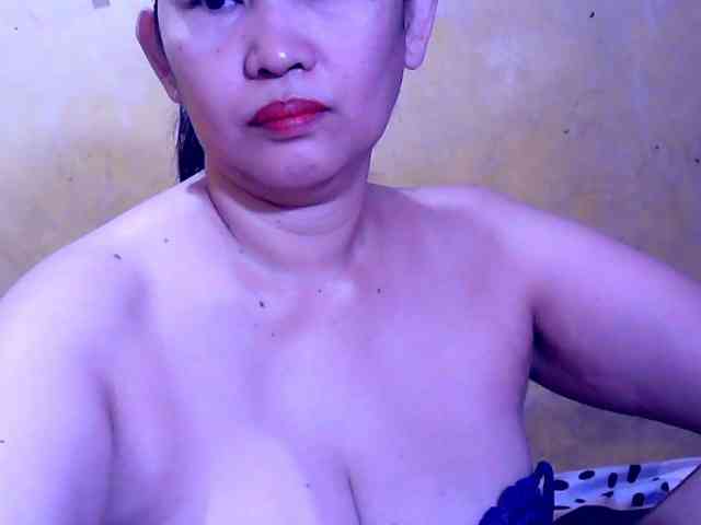 SweetMonlight webcam