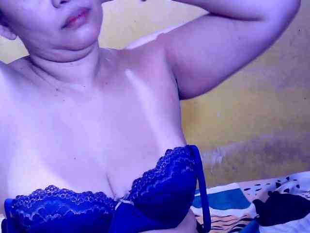 SweetMonlight webcam