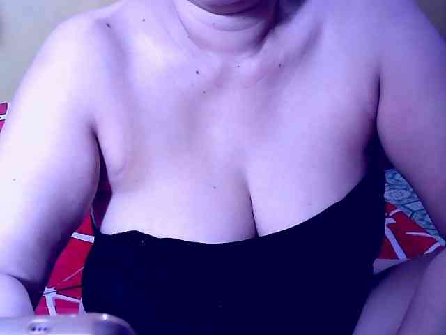 Carmela4u webcam