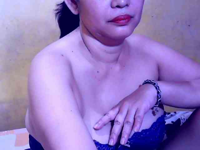 SweetMonlight webcam