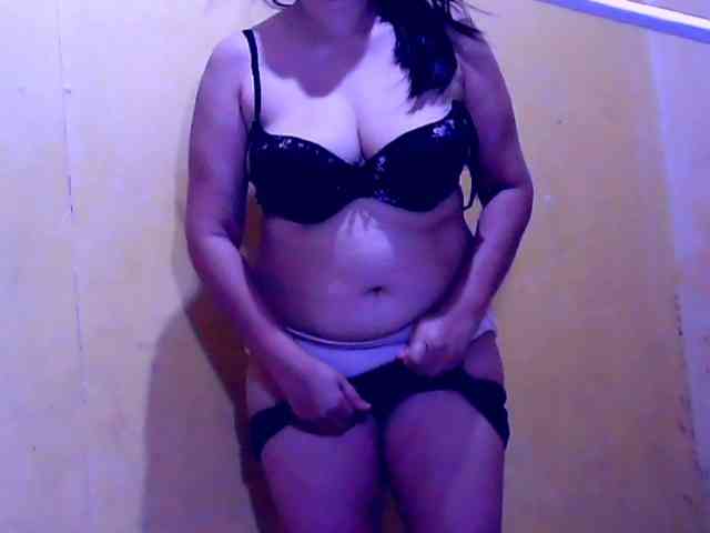 SweetMonlight webcam