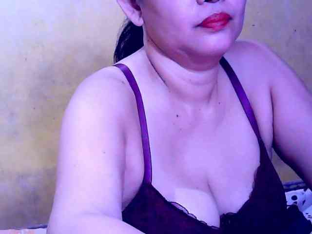 SweetMonlight webcam