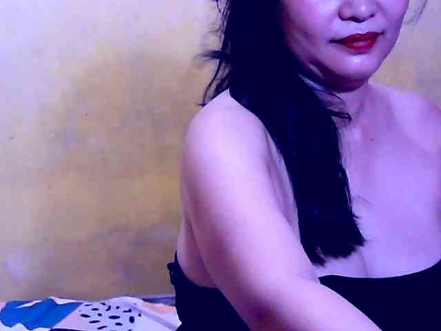 SweetMonlight webcam