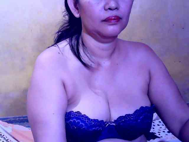 SweetMonlight webcam