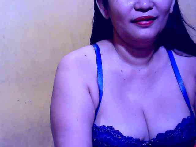 SweetMonlight webcam