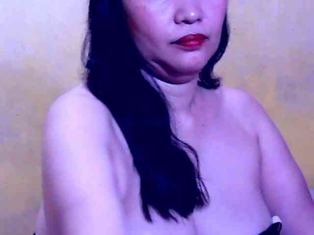 SweetMonlight webcam