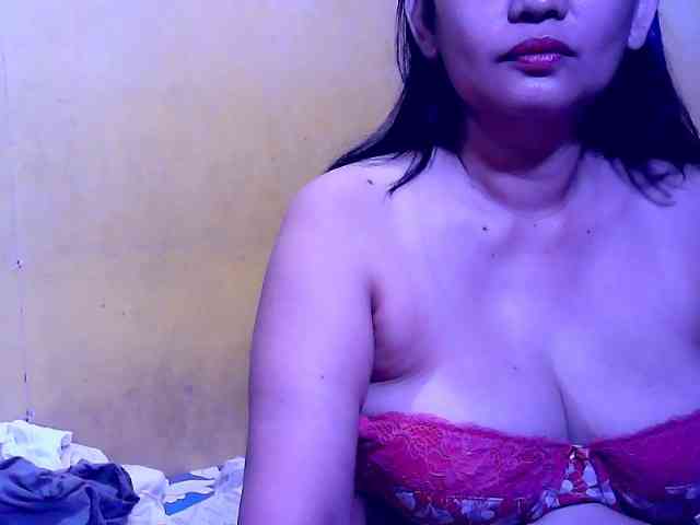 SweetMonlight webcam