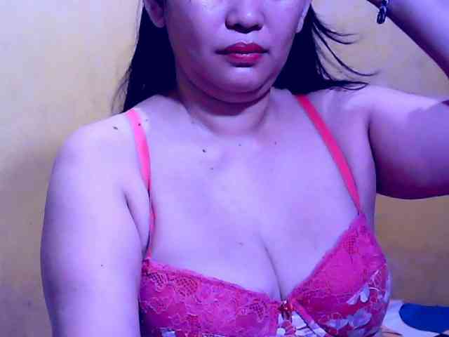 SweetMonlight webcam