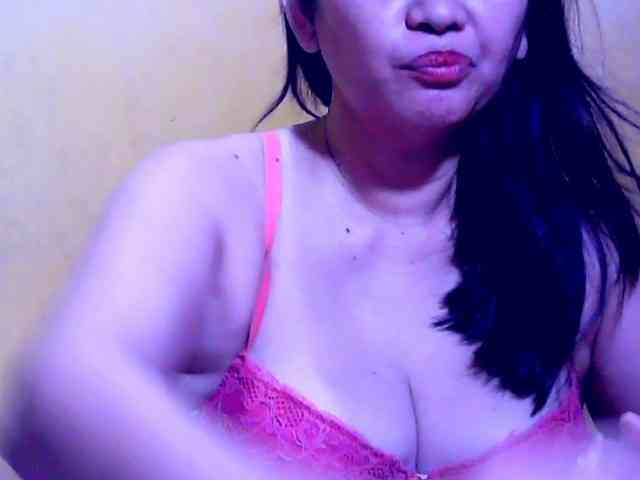 SweetMonlight webcam