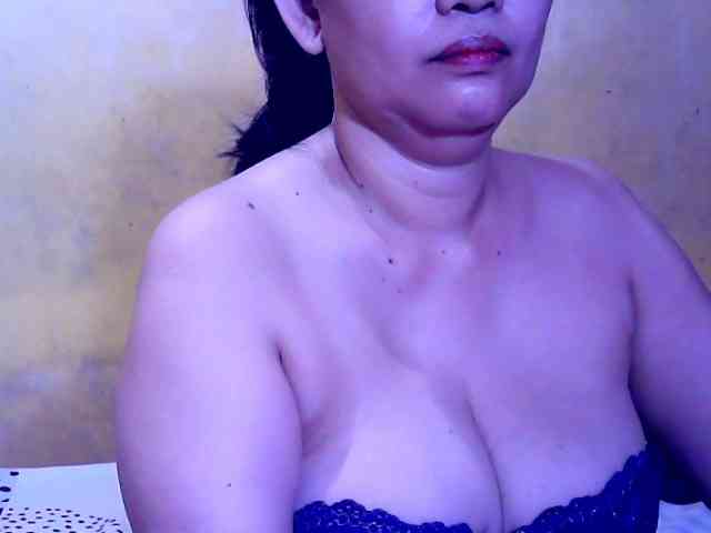 SweetMonlight webcam