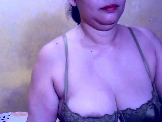 SweetMonlight webcam